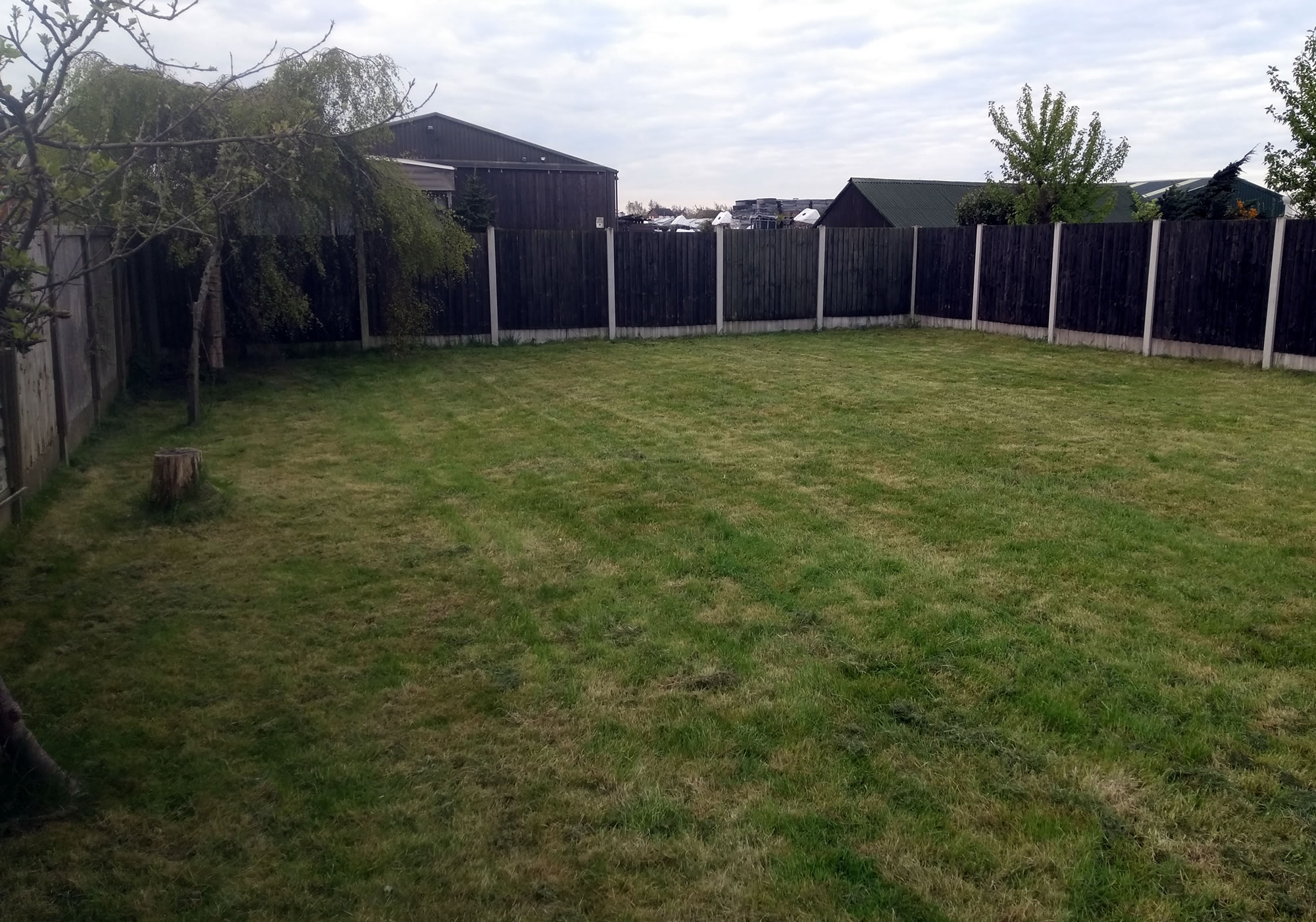 Detached bungalow with gardens available to rent